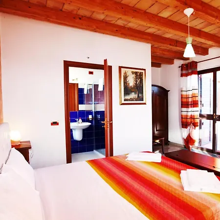La Casa Rossa Country House-2